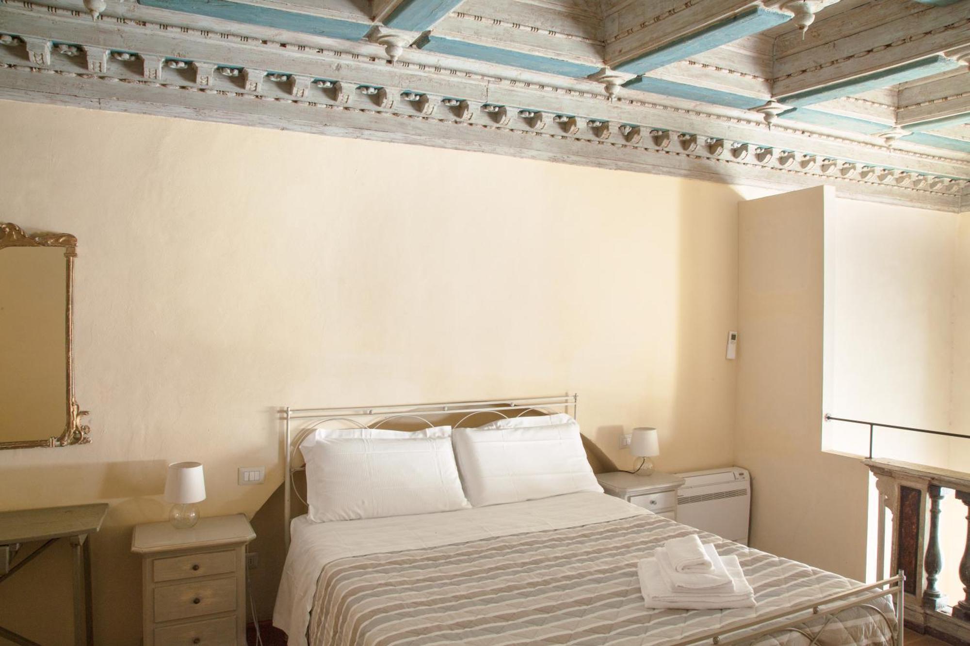 Berardi Palace Apartments Флоренция Экстерьер фото