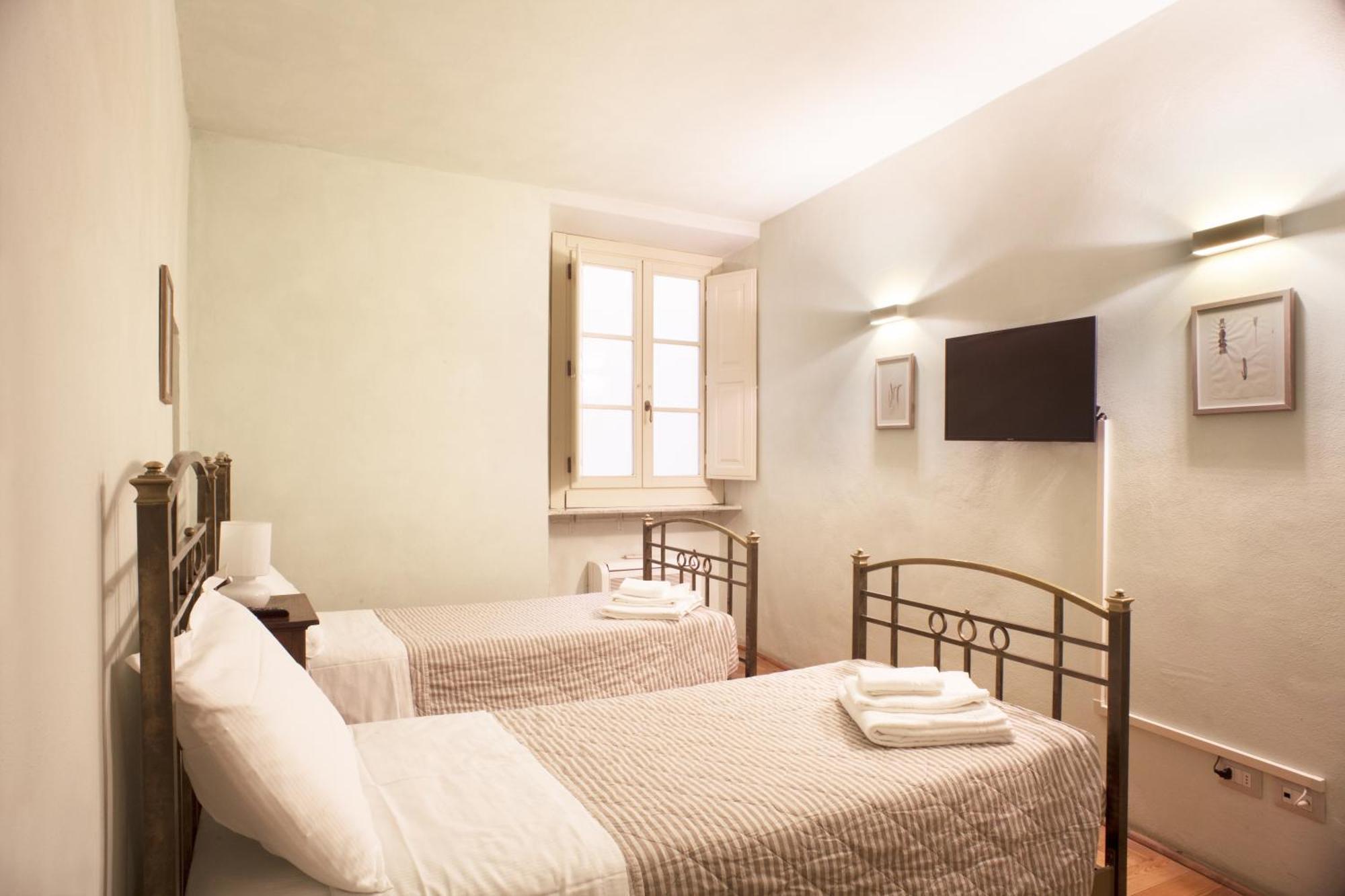 Berardi Palace Apartments Флоренция Экстерьер фото