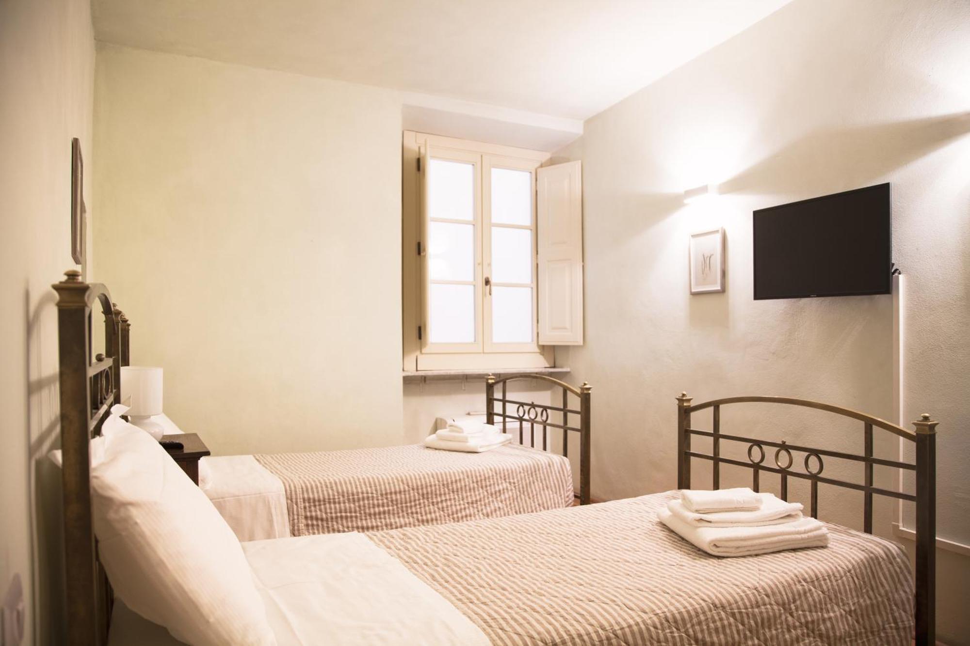 Berardi Palace Apartments Флоренция Экстерьер фото