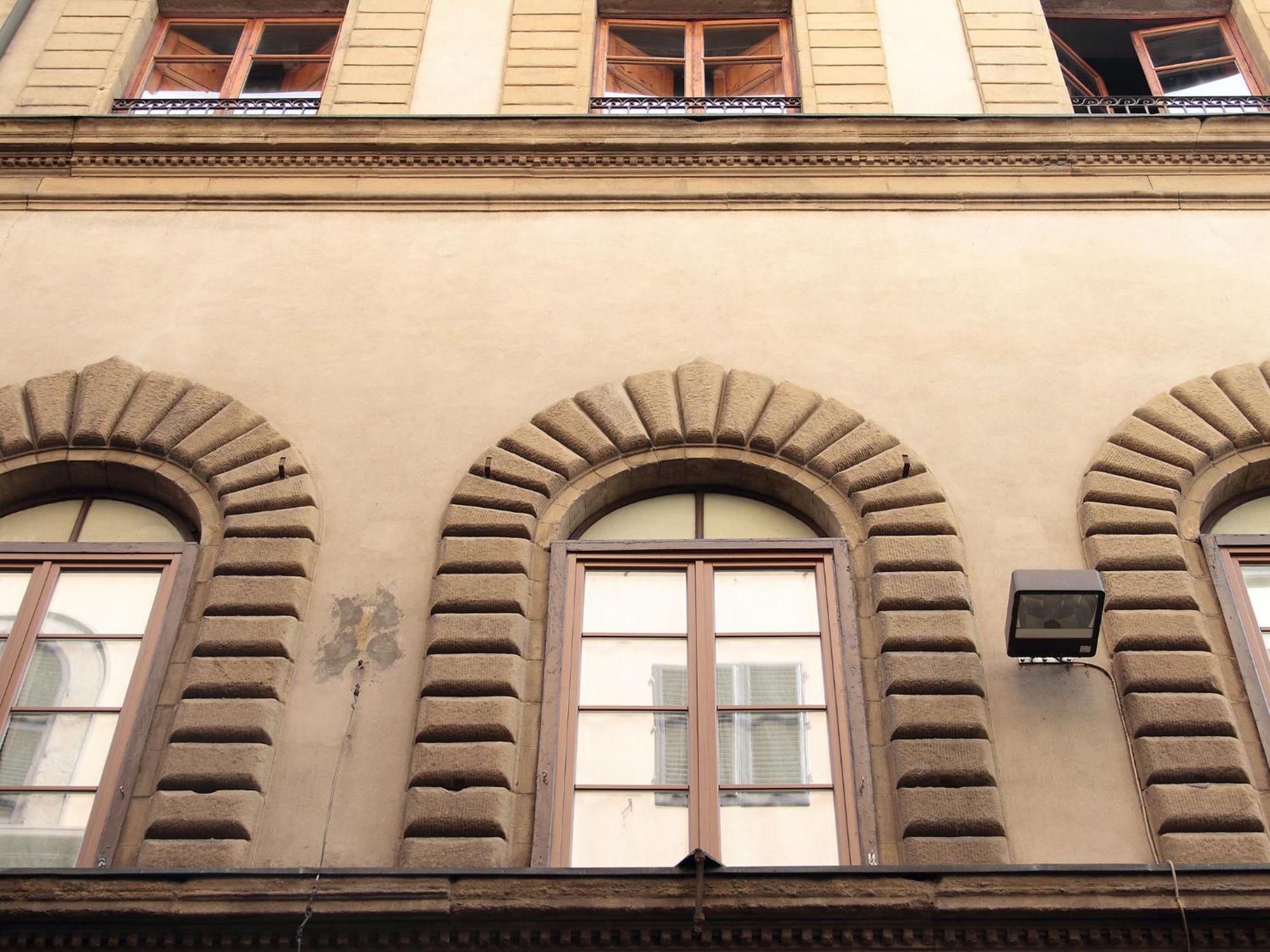 Berardi Palace Apartments Флоренция Экстерьер фото